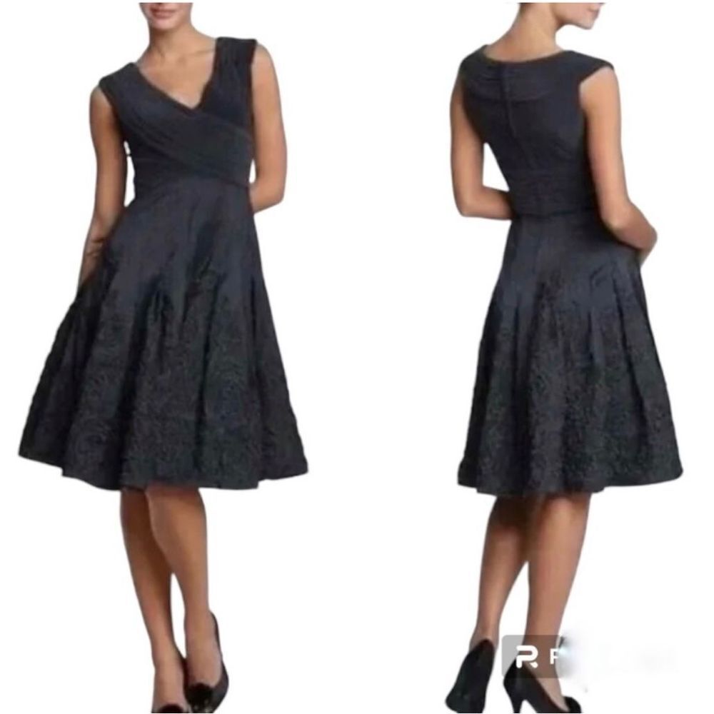 Adrianna Papell black formal midi v-neck formal dress, fit & flare , zippered ba - Picture 2 of 13